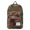 Herschel Pop Quiz Backpack woodland camo/multi zip -Travelling Backpacks Shop herschel pop quiz backpack 22l woodland camo multi zip 1